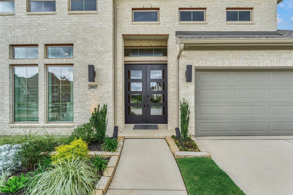 9007 Charmwood Lane