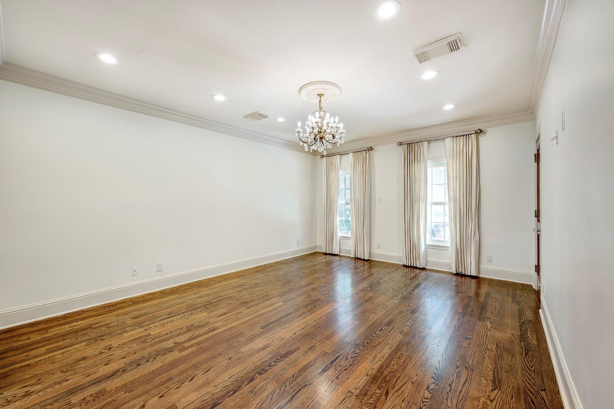 5124 Chevy Chase Drive