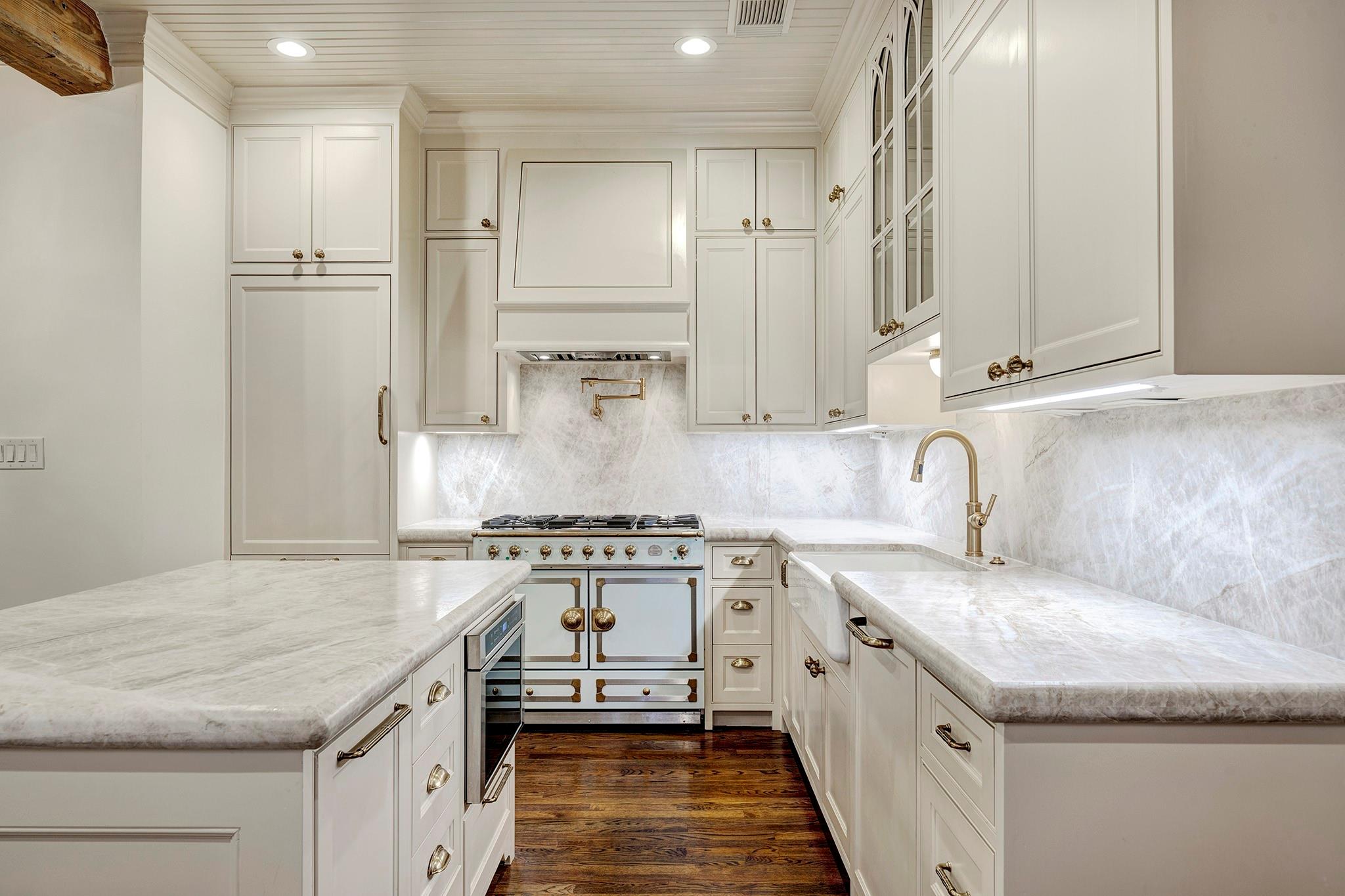 5124 Chevy Chase Drive