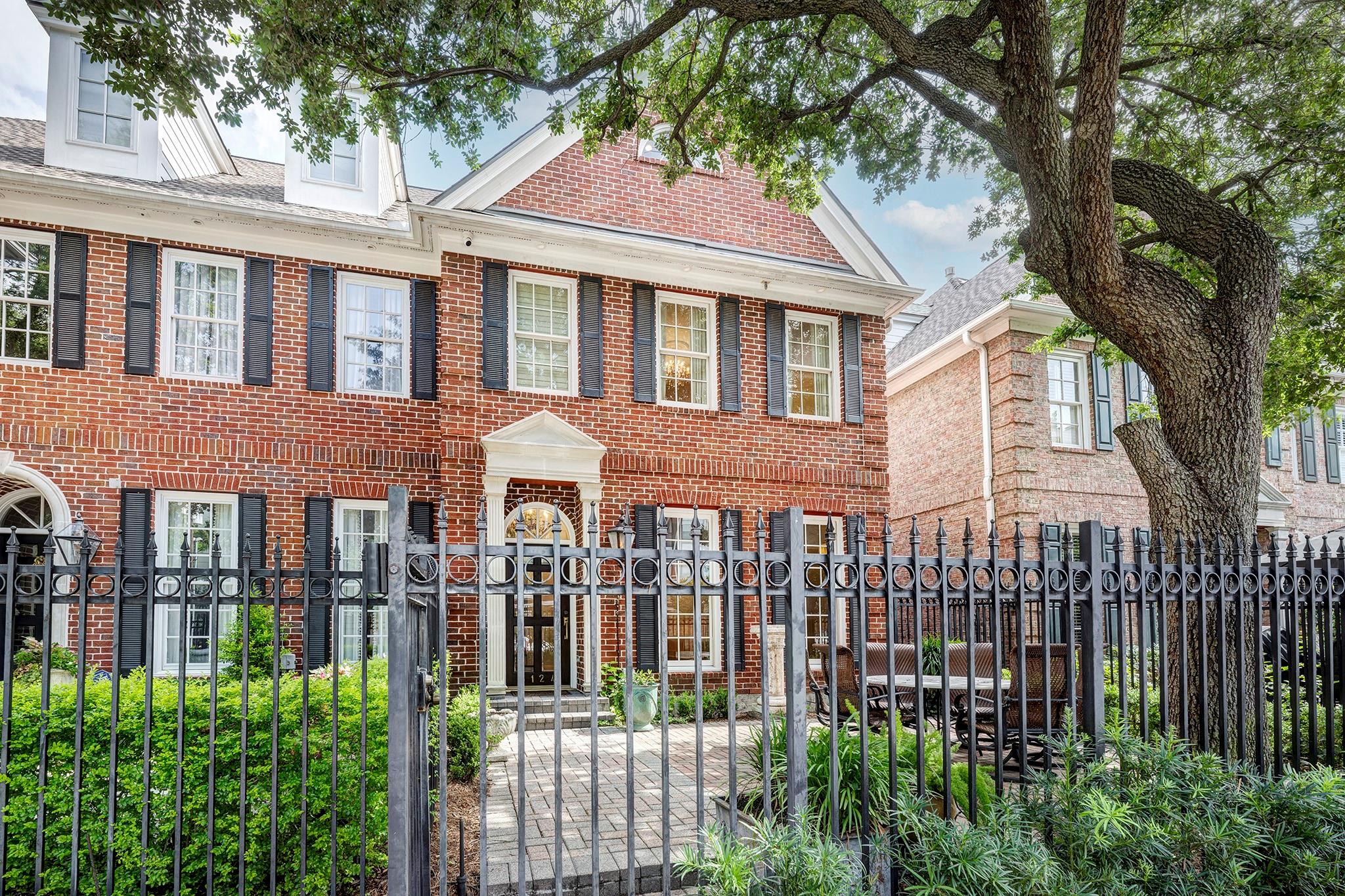 5124 Chevy Chase Drive