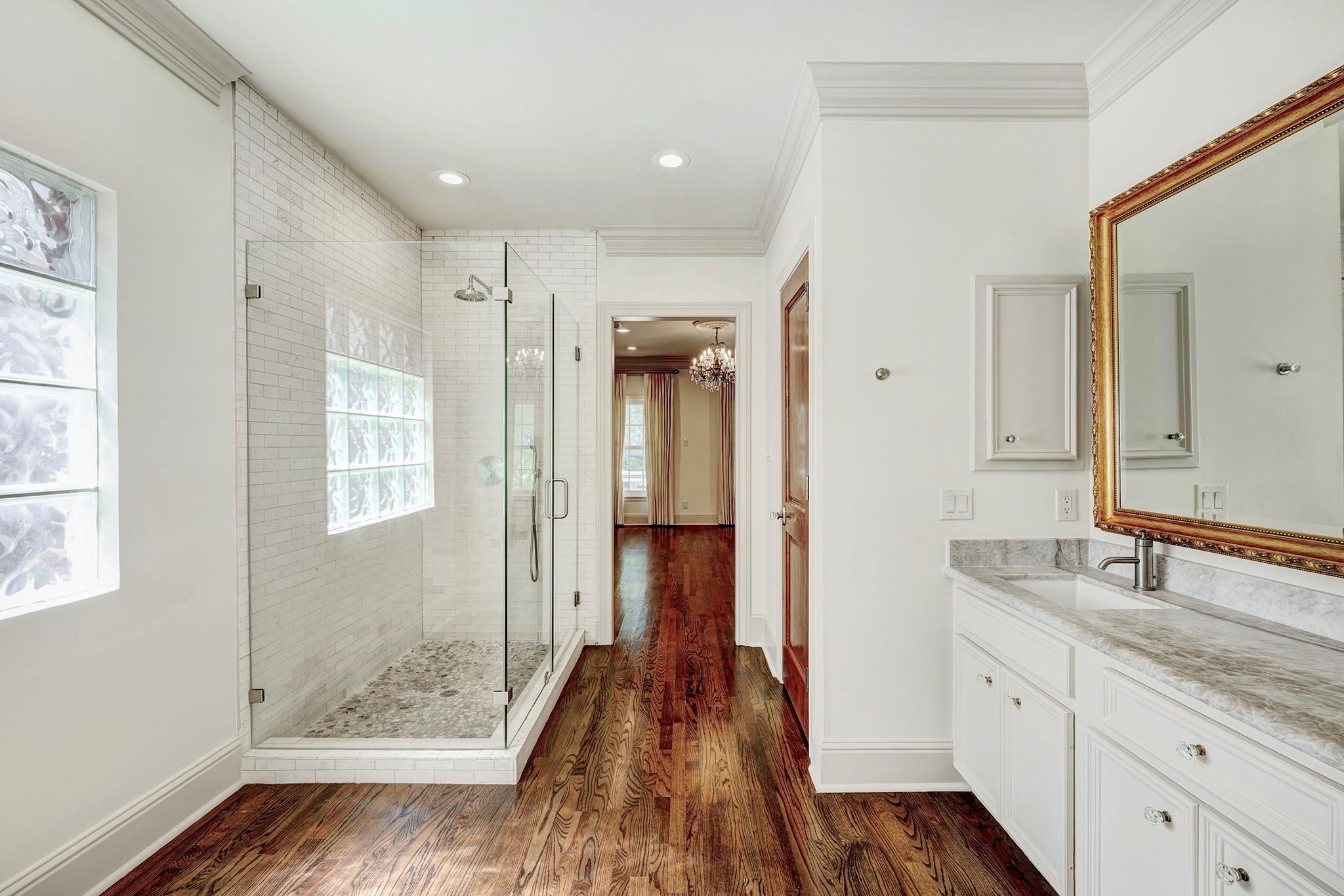 5124 Chevy Chase Drive