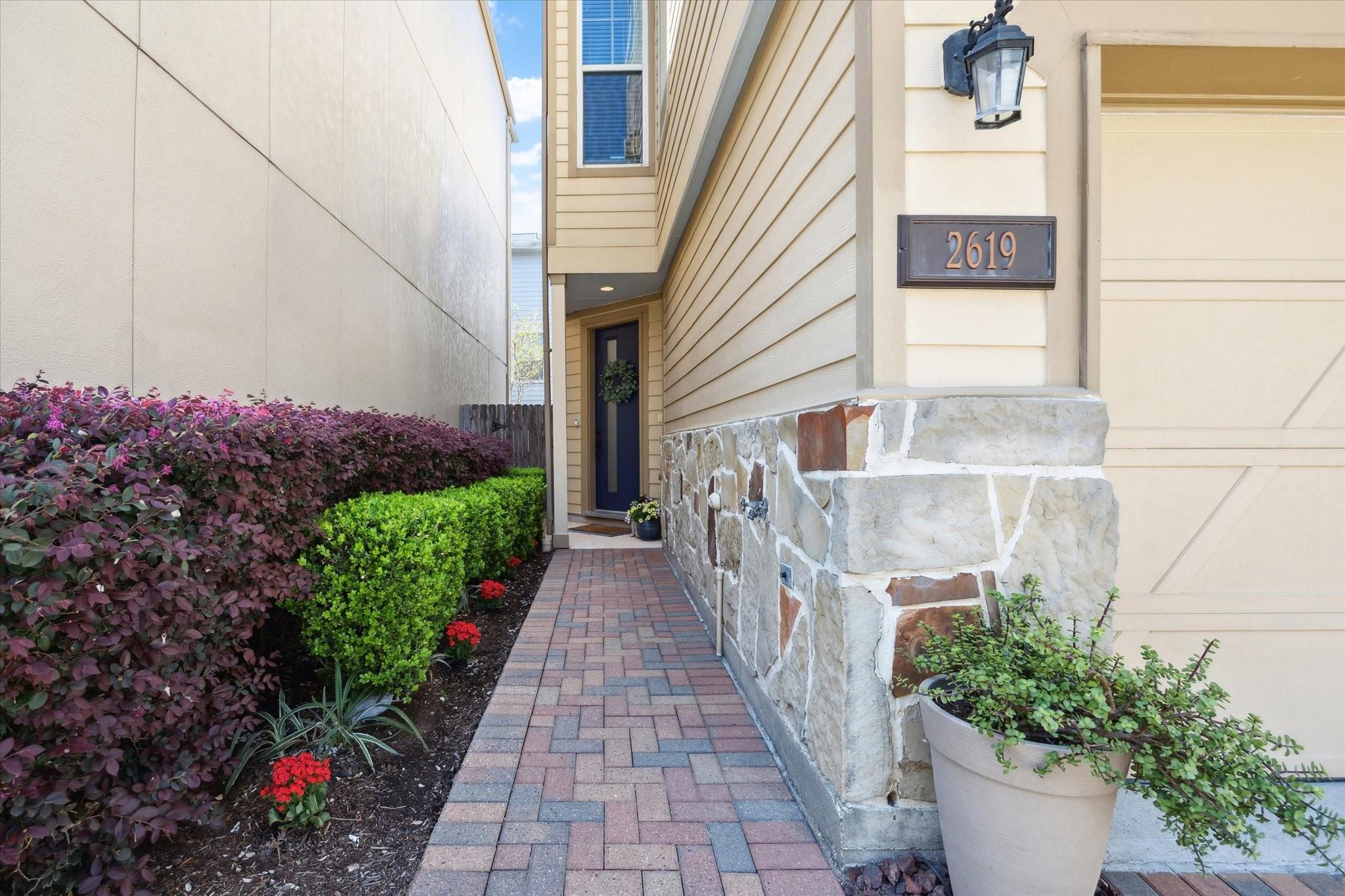 2619 Shady Woods Lane