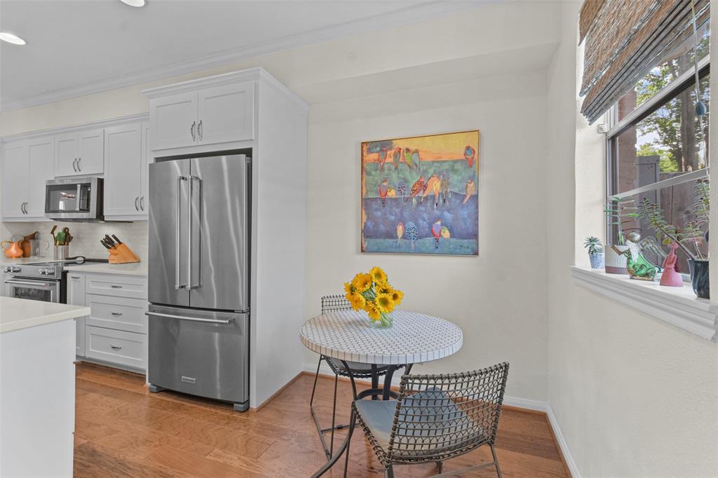 7413 Brompton Street