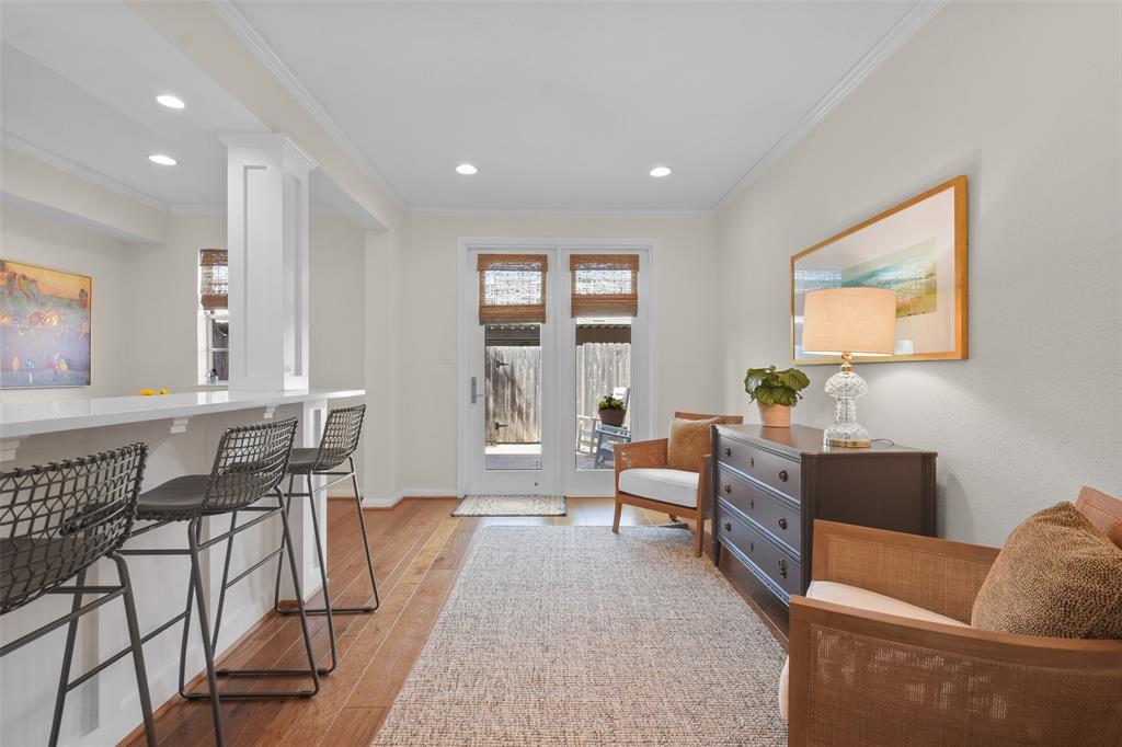 7413 Brompton Street