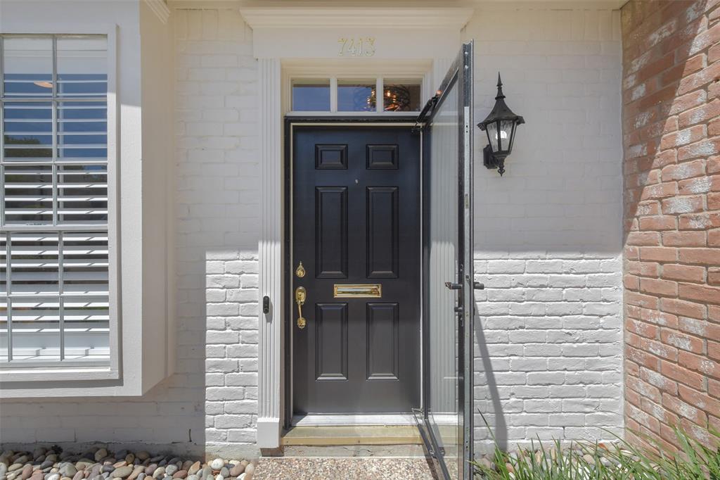 7413 Brompton Street