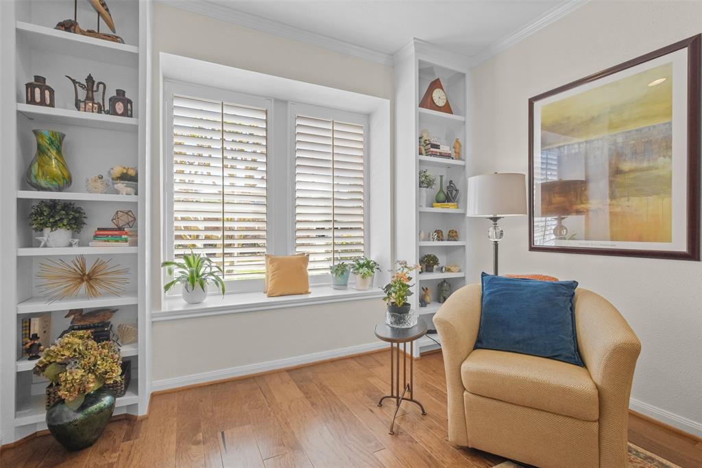 7413 Brompton Street