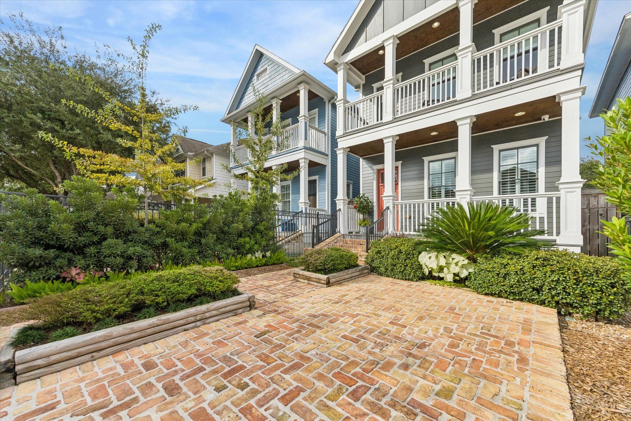 209 W 24th Street