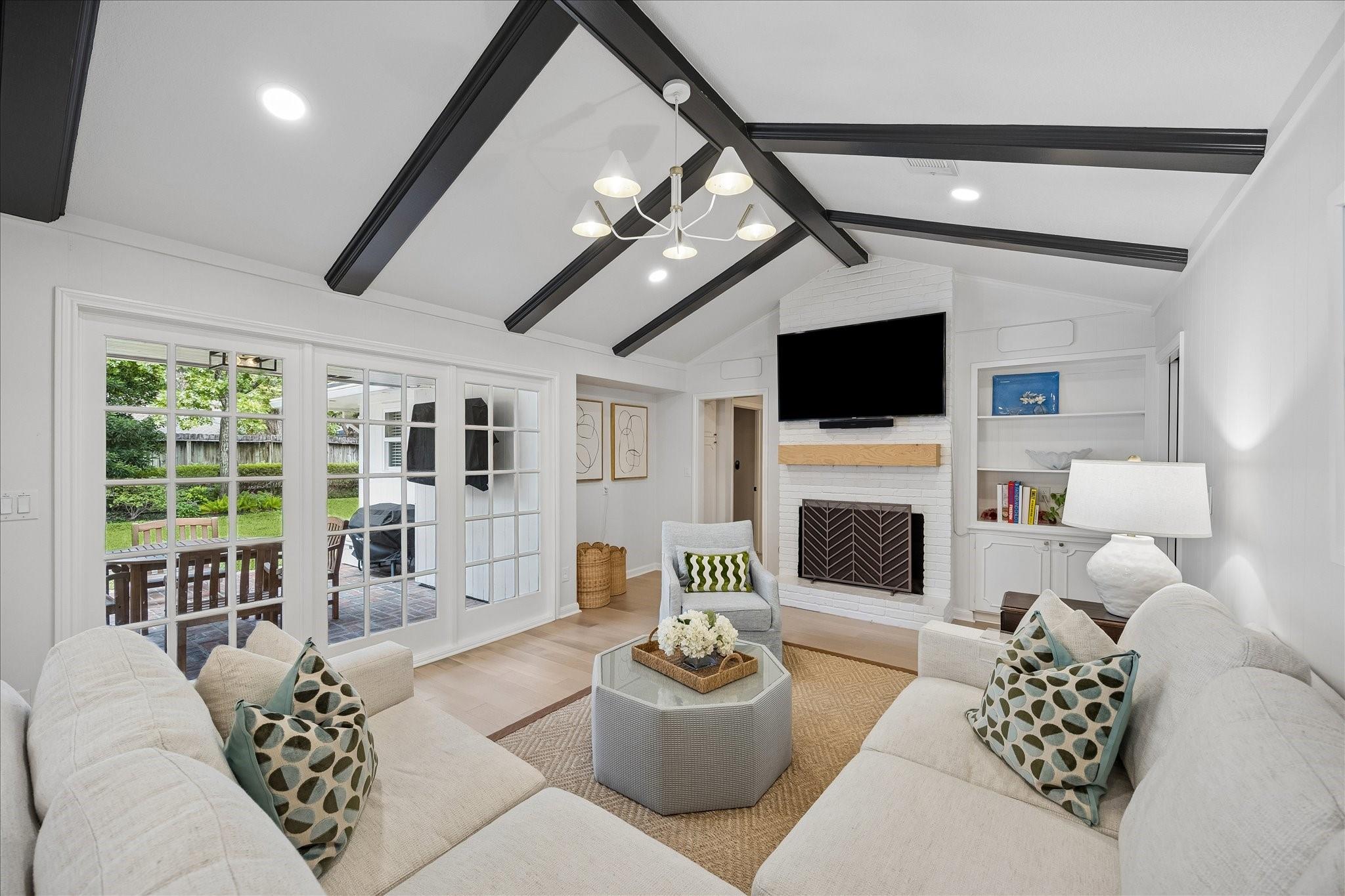 10050 Wickersham Lane