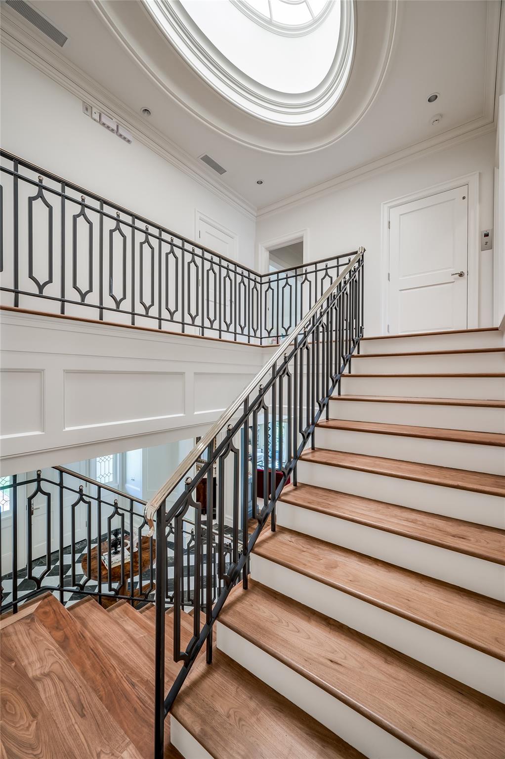 2131 Brentwood Drive