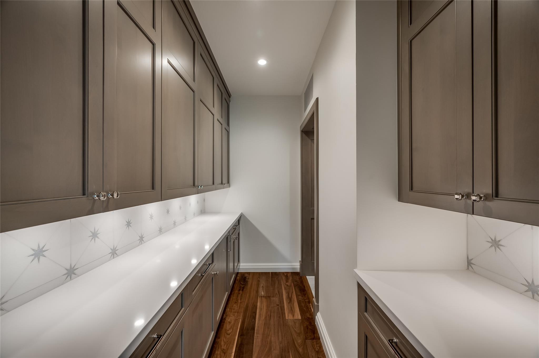 2131 Brentwood Drive