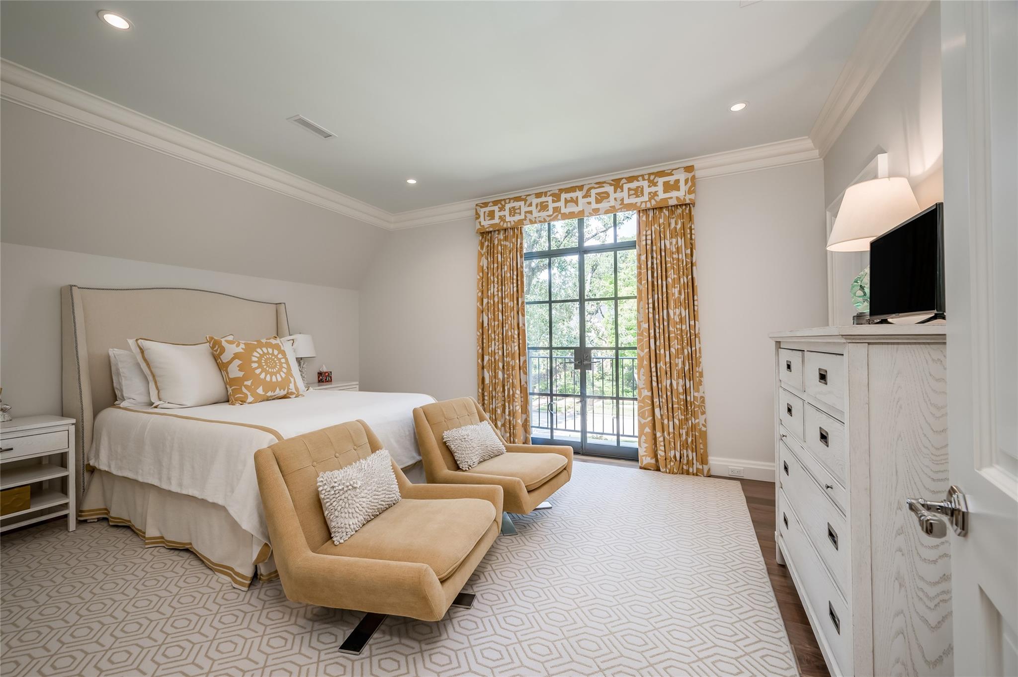 2131 Brentwood Drive