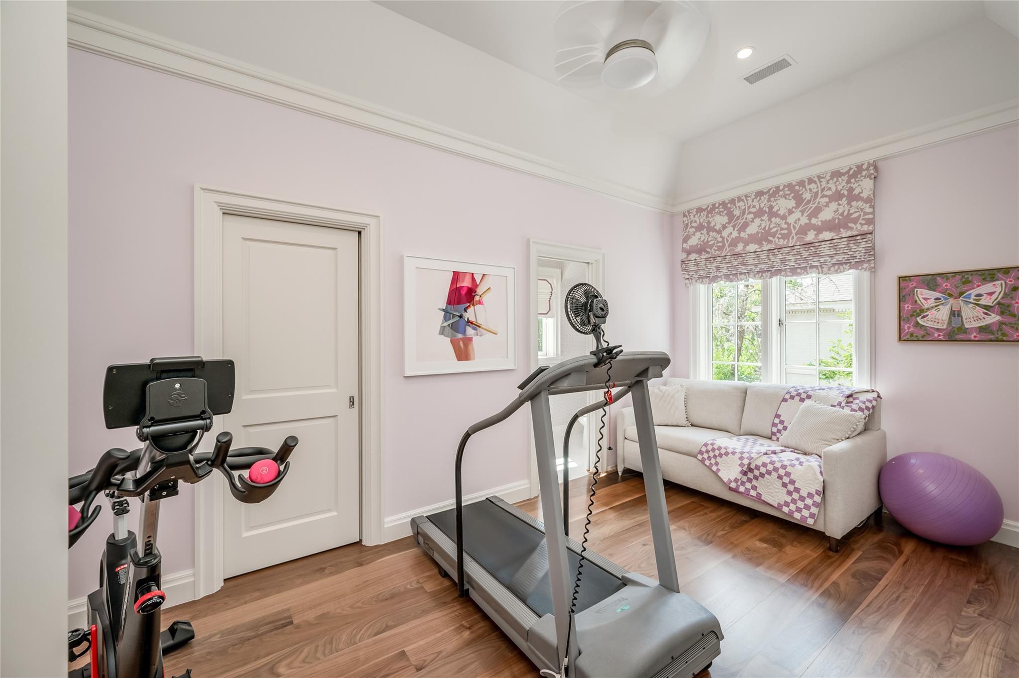 2131 Brentwood Drive