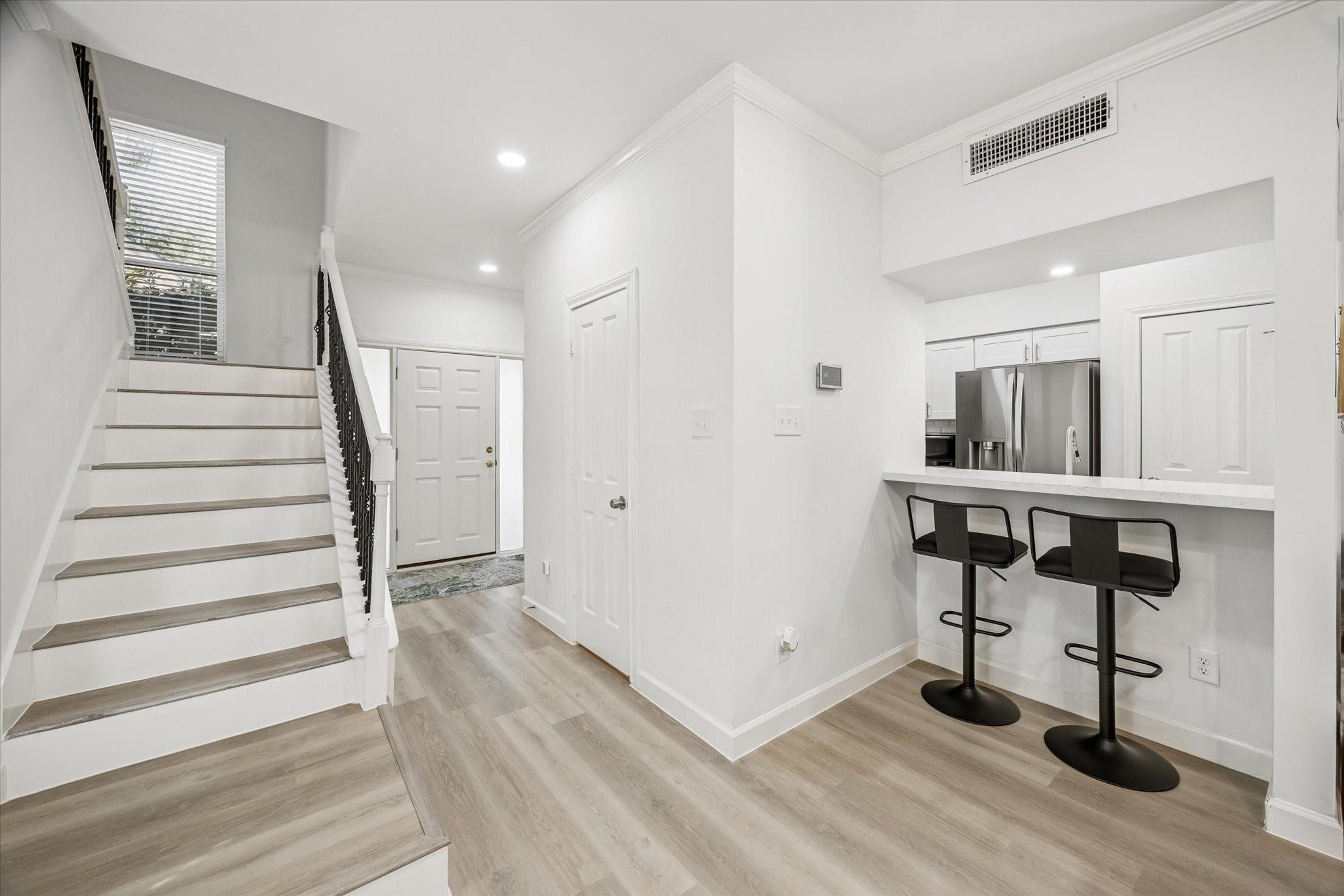 701 Bering Drive # 1006