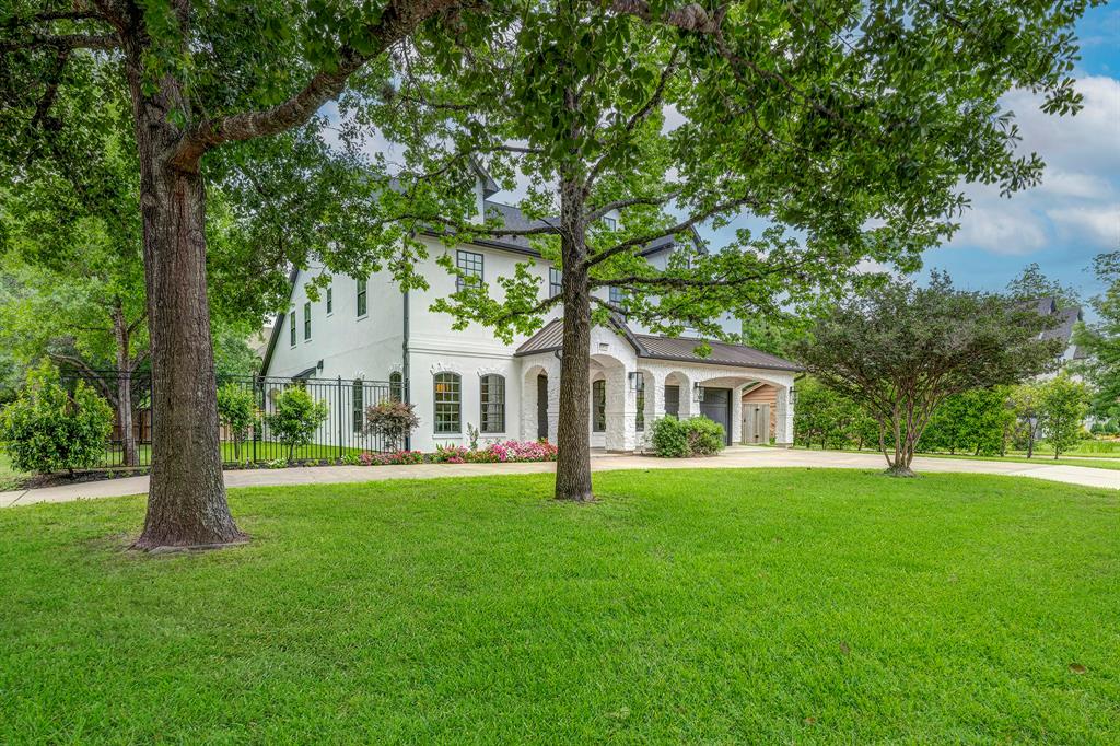 8814 Cedarbrake Drive