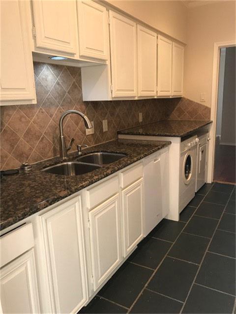 3721 Wakeforest