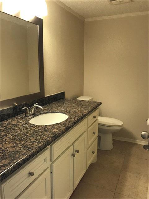 3721 Wakeforest
