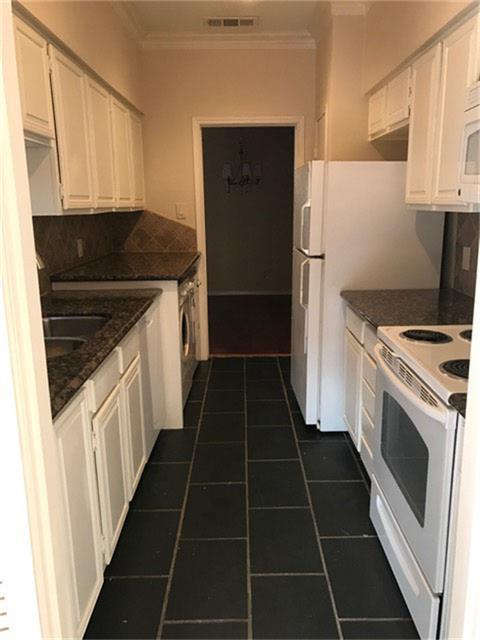 3721 Wakeforest