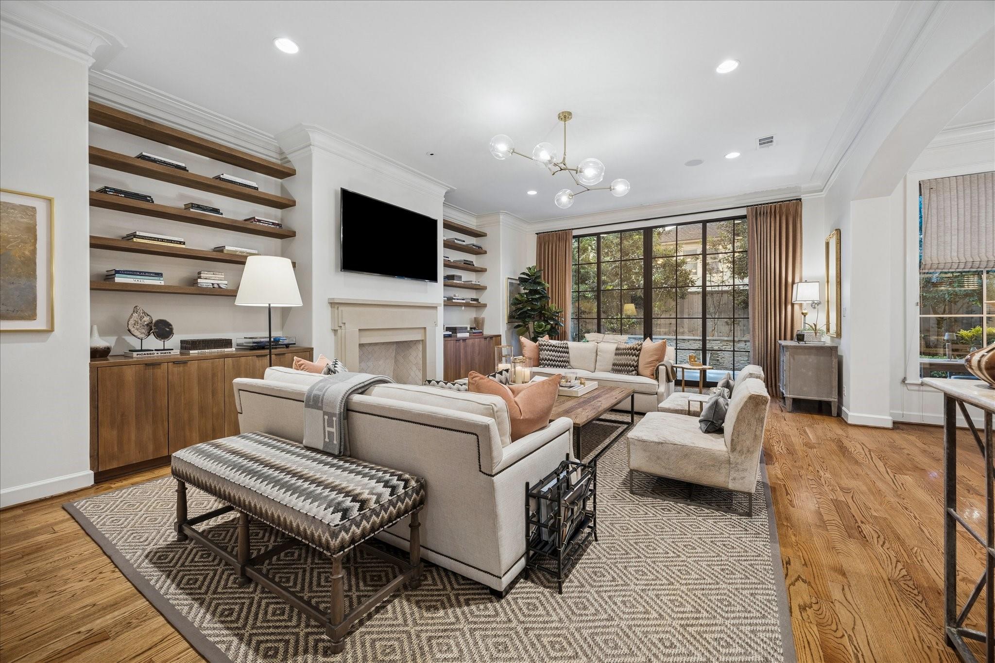 3111 Plumb Street