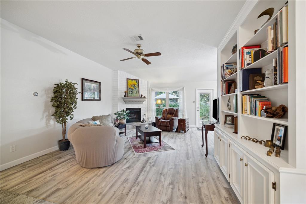 2939 Parkwood Manor Drive