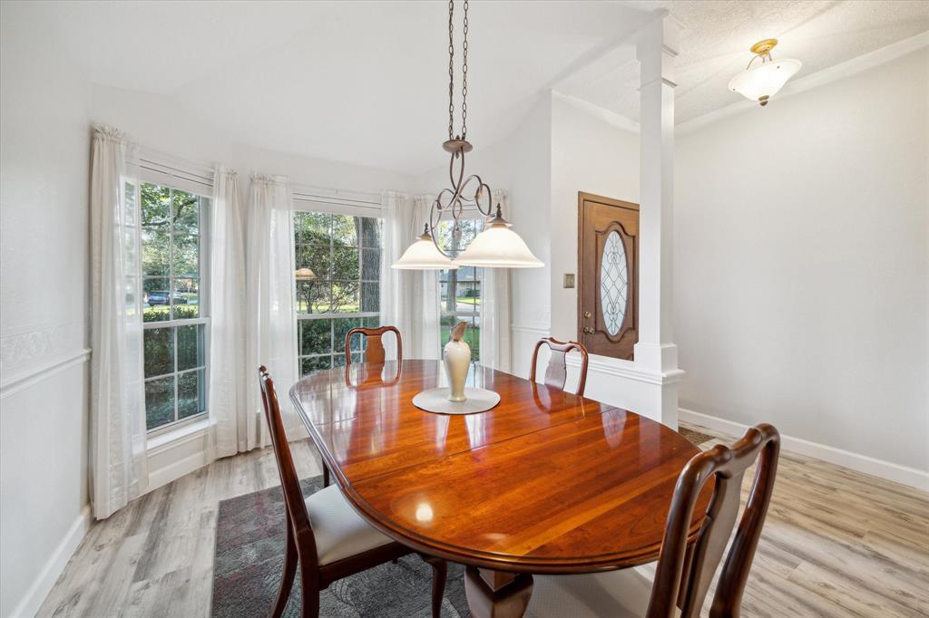 2939 Parkwood Manor Drive