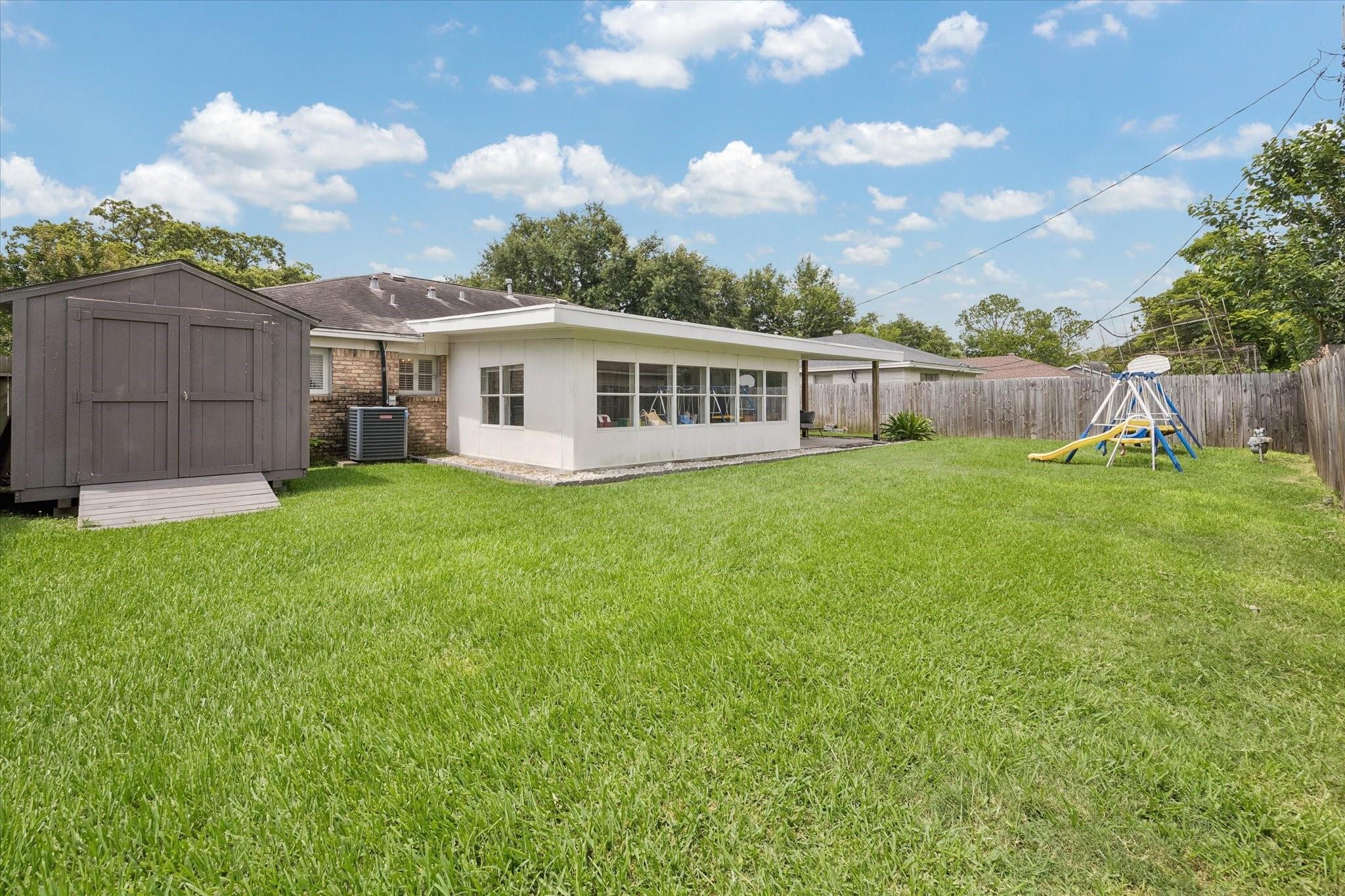 9626 Vogue Lane