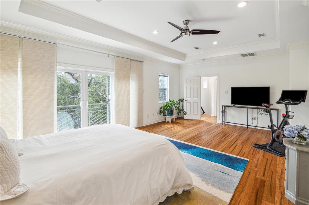 3011 Houston Avenue Unit: C