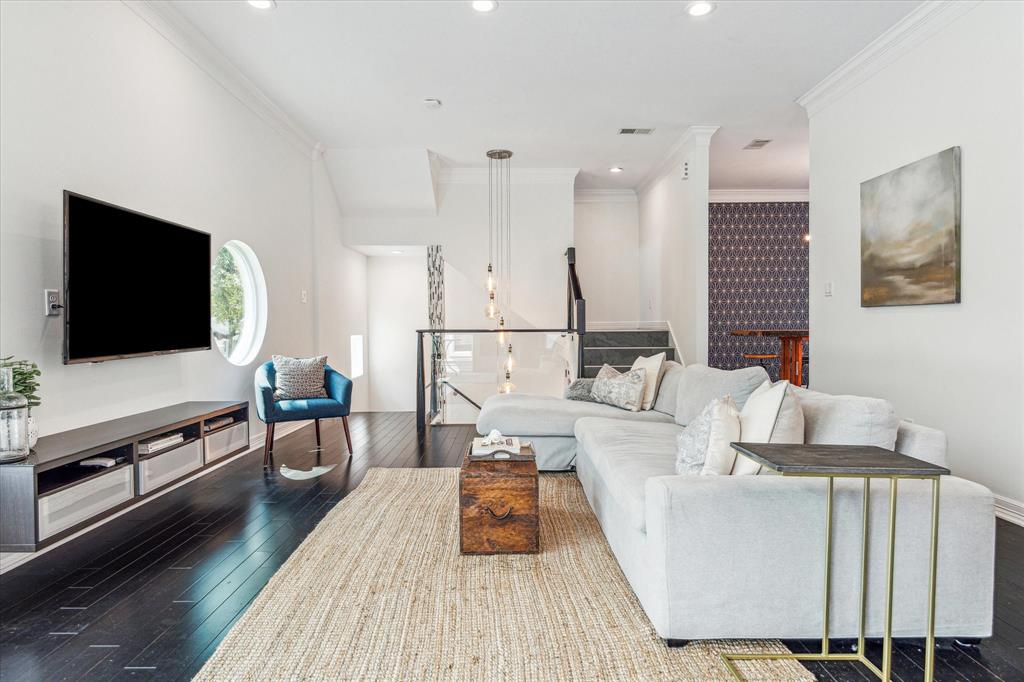 3011 Houston Avenue Unit: C