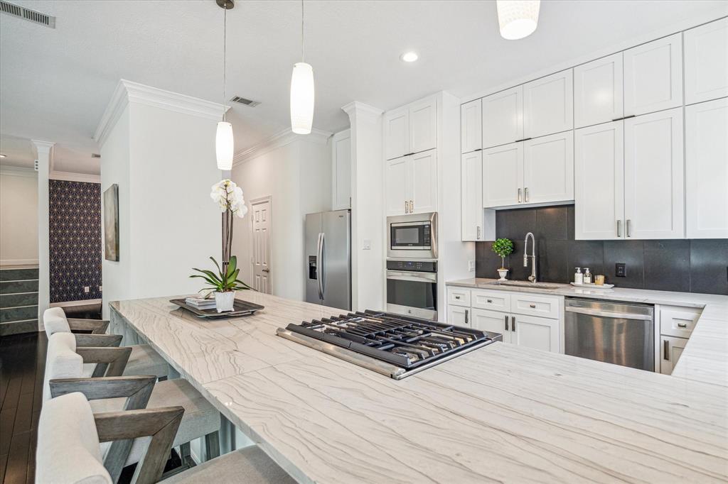 3011 Houston Avenue Unit: C