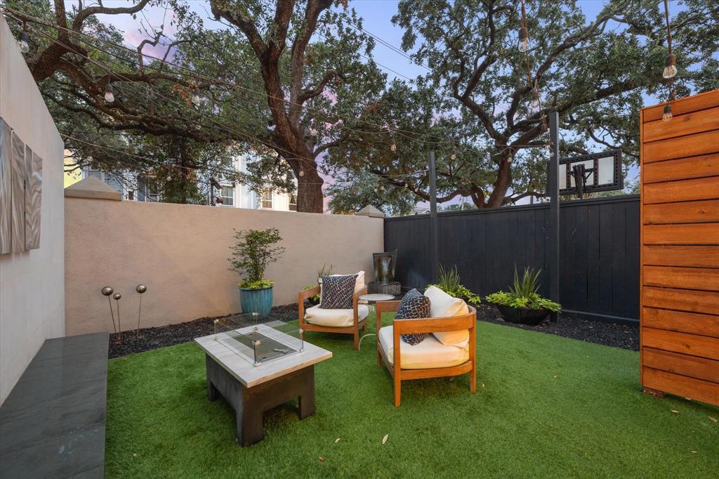 3011 Houston Avenue Unit: C