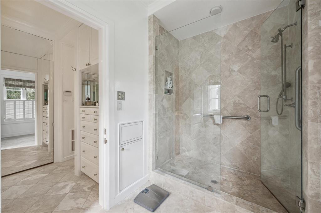 5918 Green Tree Road