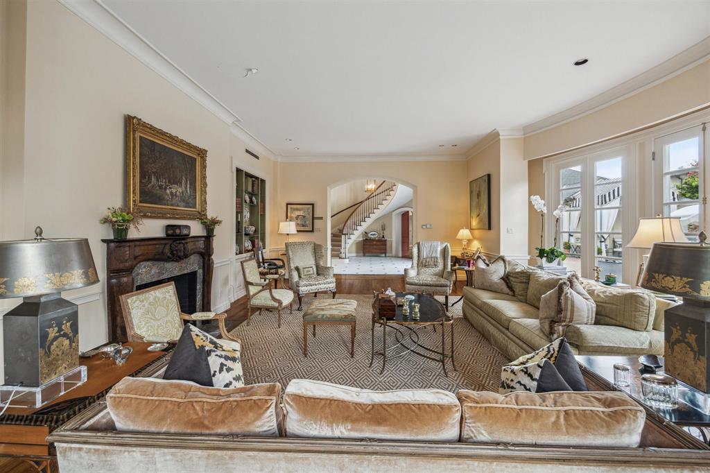 5918 Green Tree Road