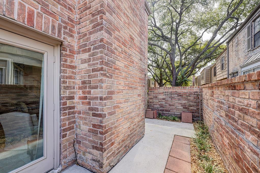 7505 Memorial Woods Drive # 11