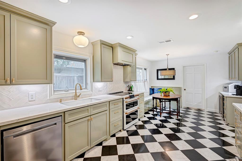 13314 Pinerock Lane