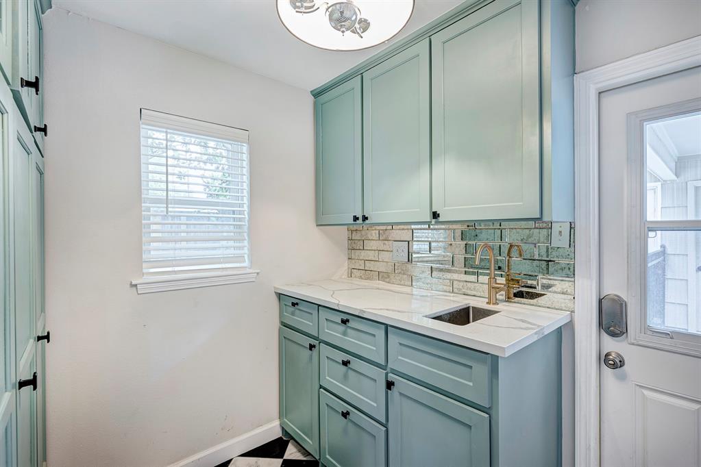 13314 Pinerock Lane