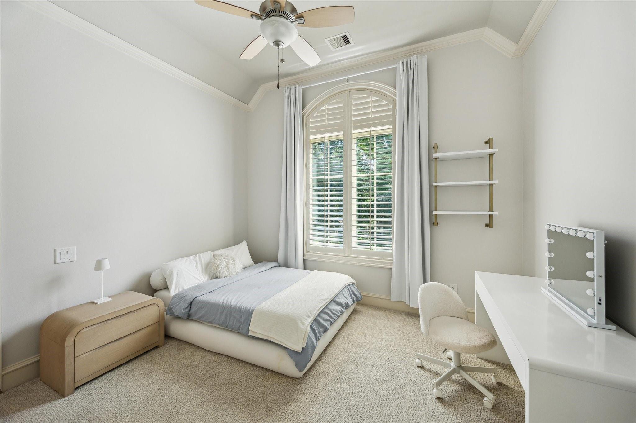 4132 Southwestern Street