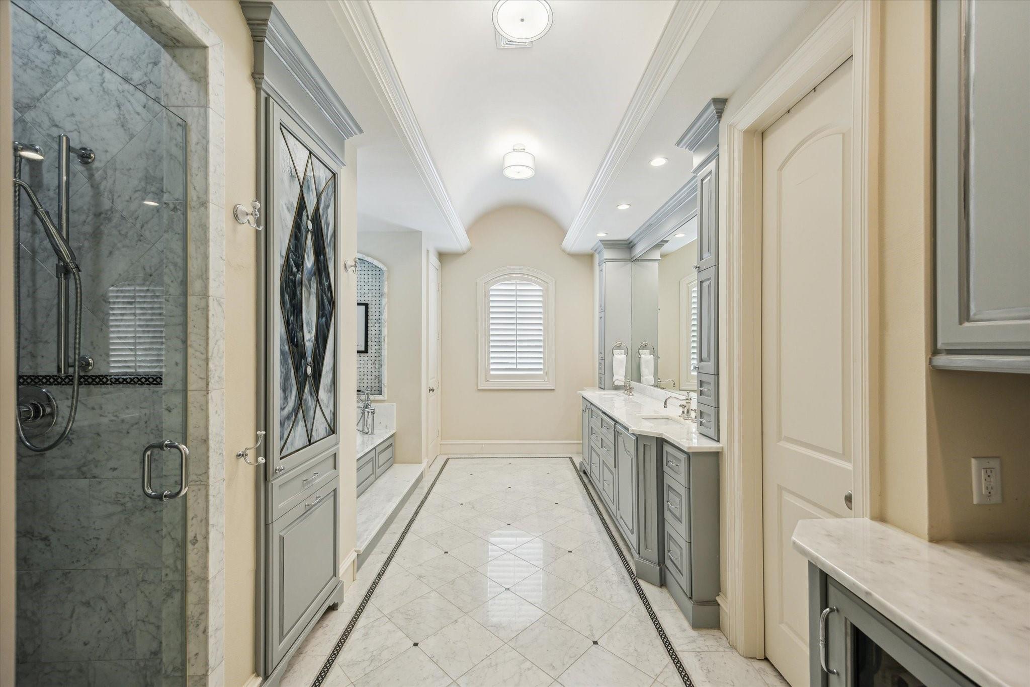 4132 Southwestern Street