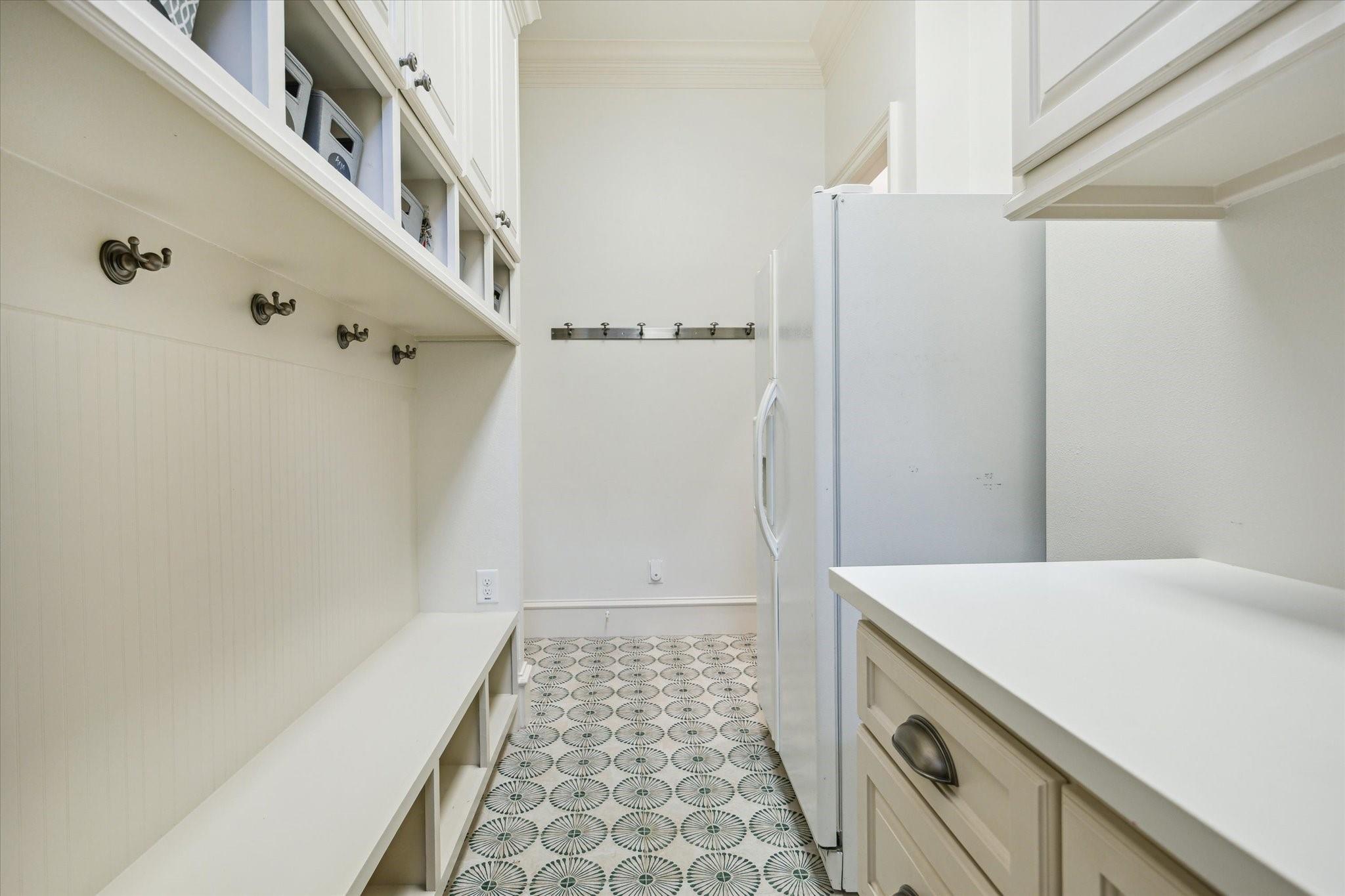 4132 Southwestern Street