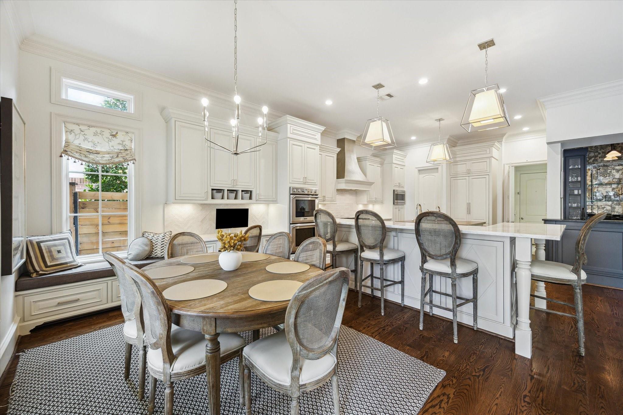 4132 Southwestern Street