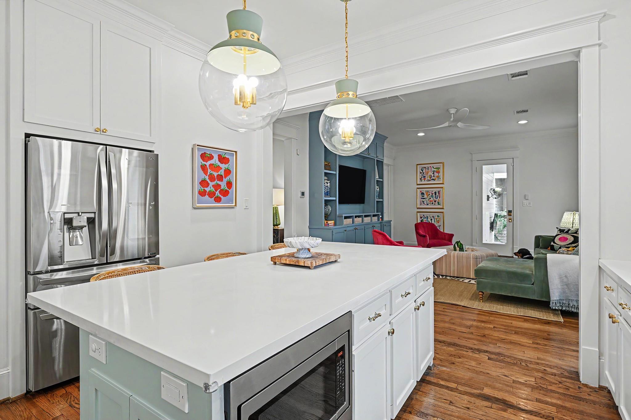 504 W 10th Street