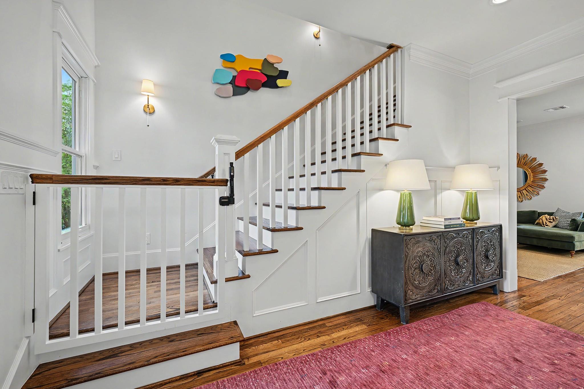 504 W 10th Street