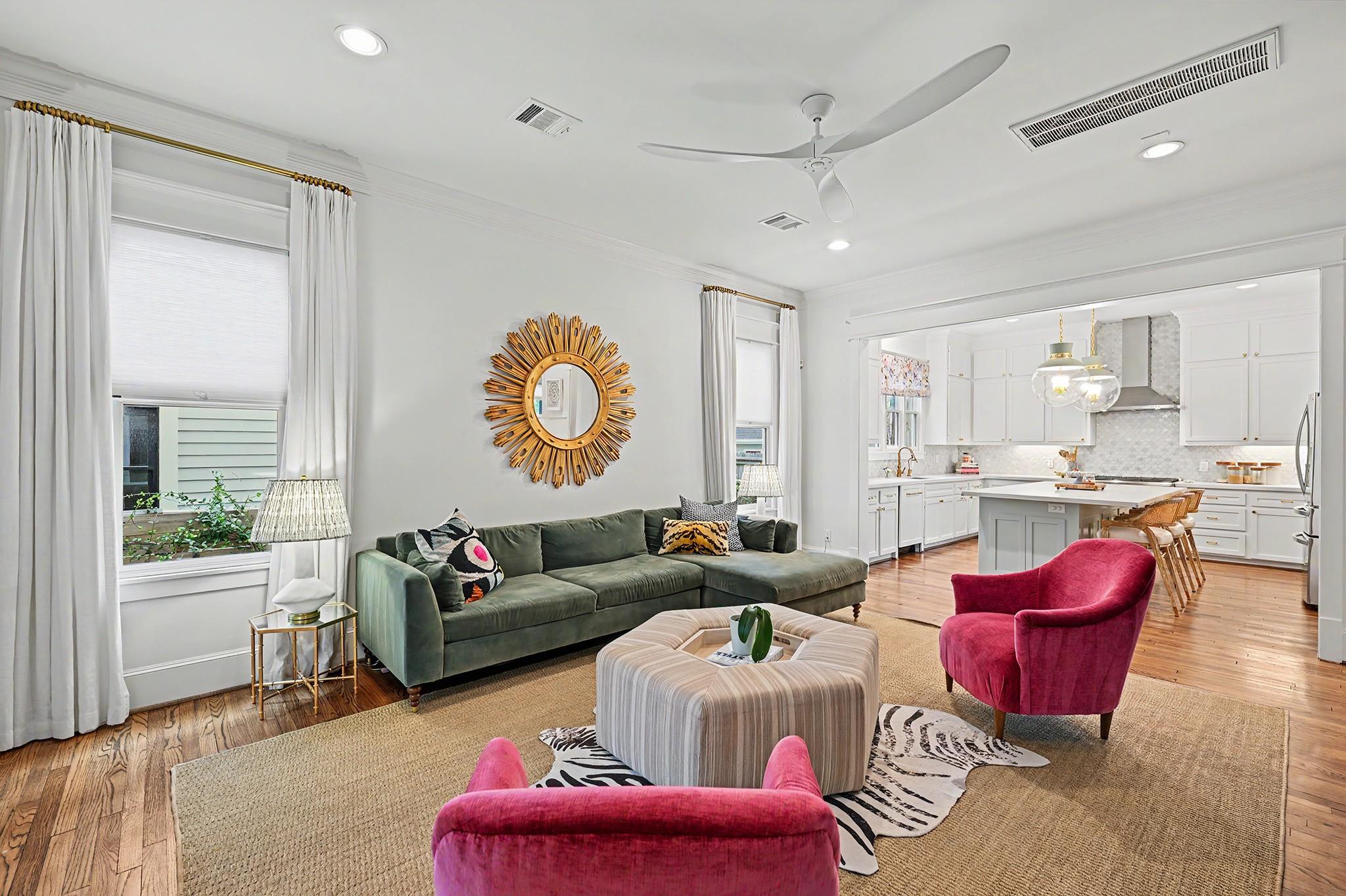 504 W 10th Street