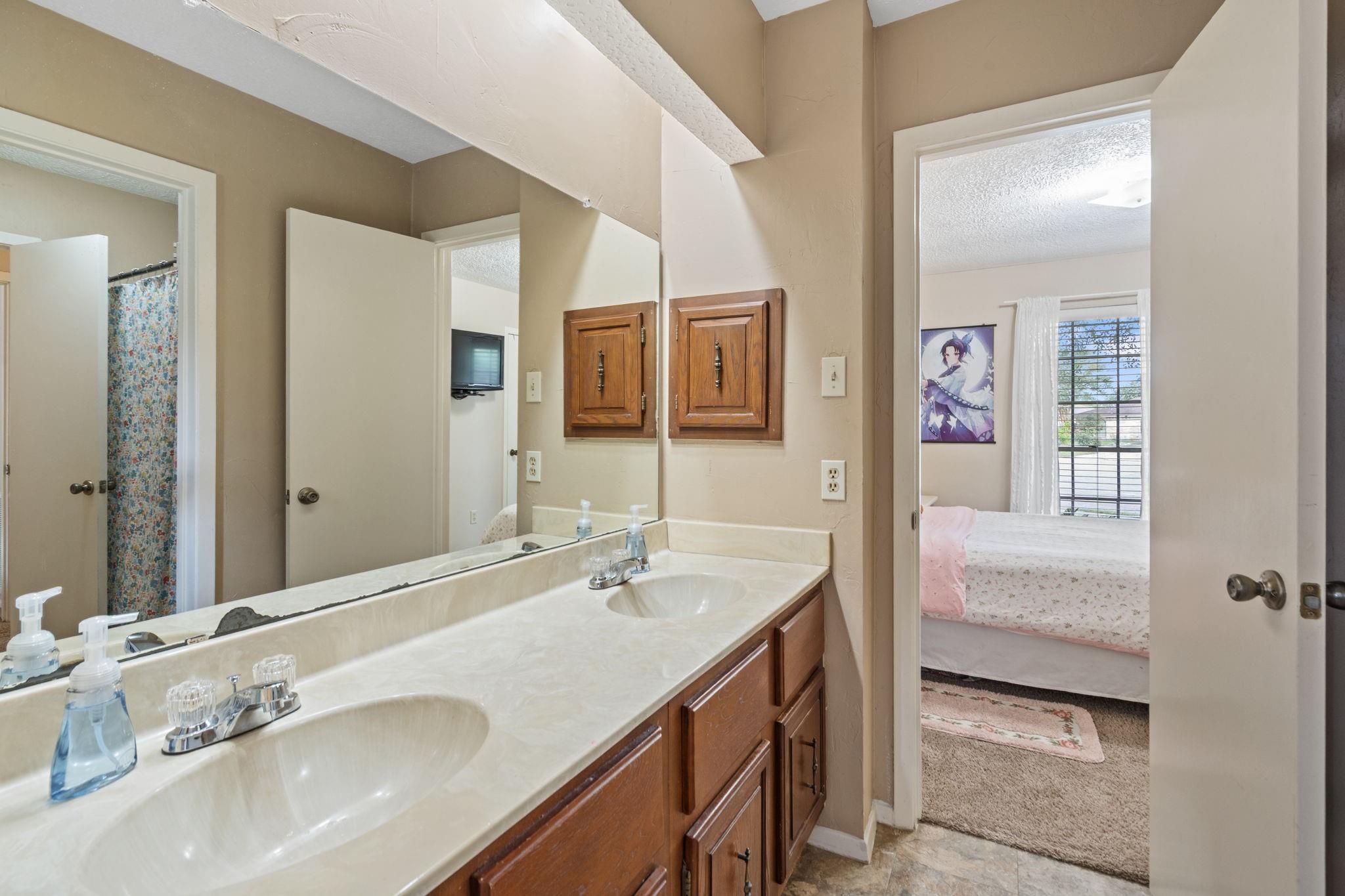 13202 Gautier Court