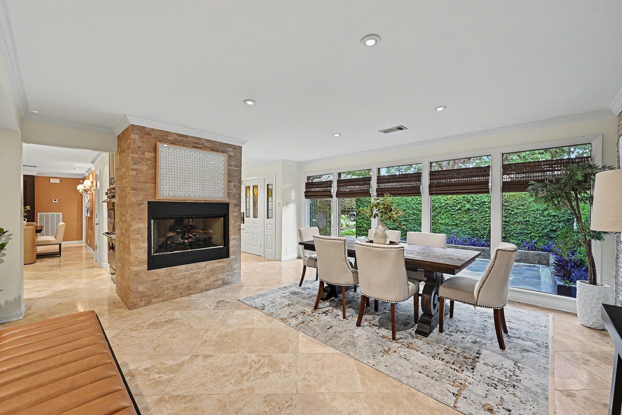 10034 Meadow Lake Lane