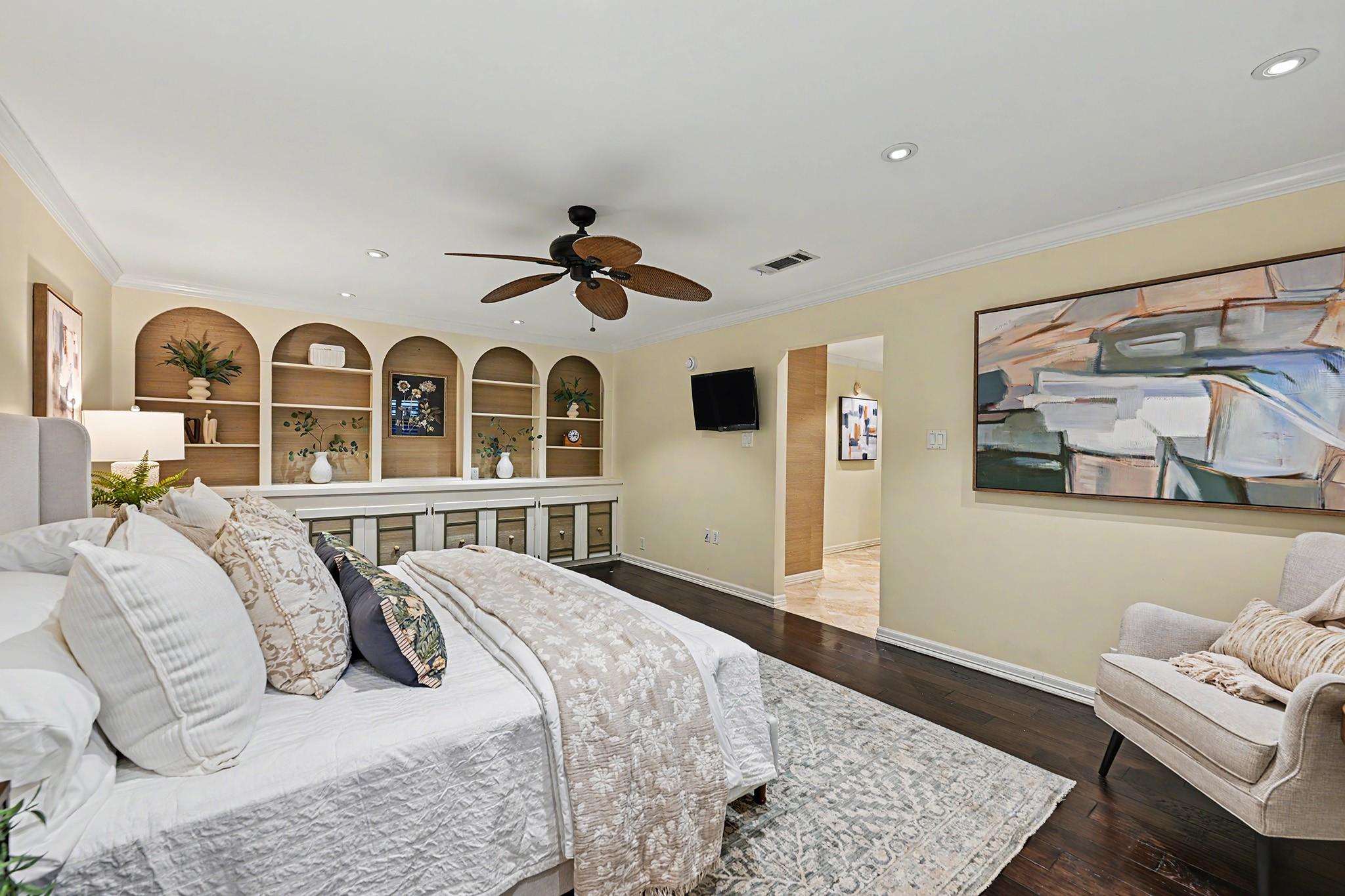 10034 Meadow Lake Lane