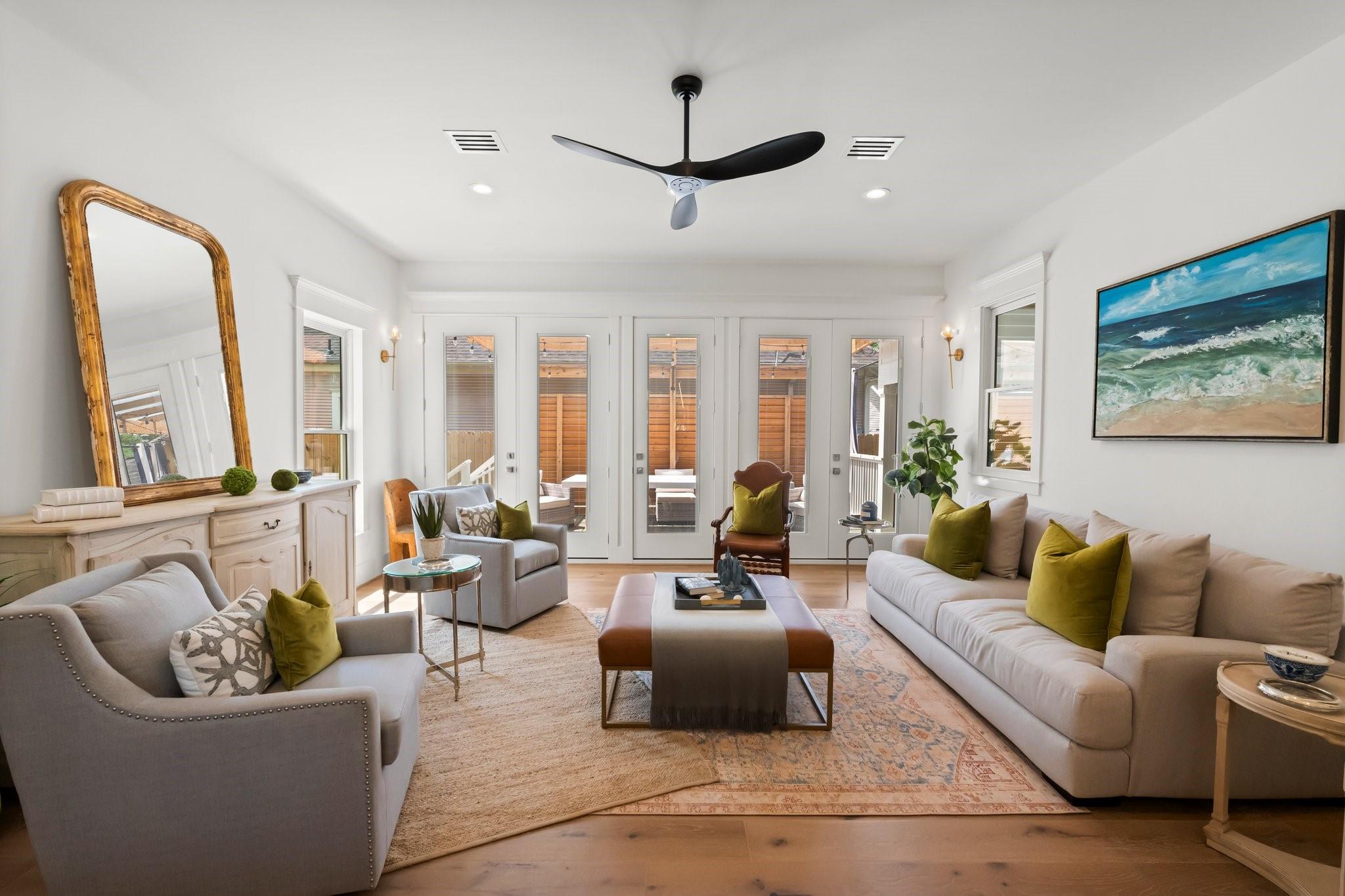 1543 Columbia Street