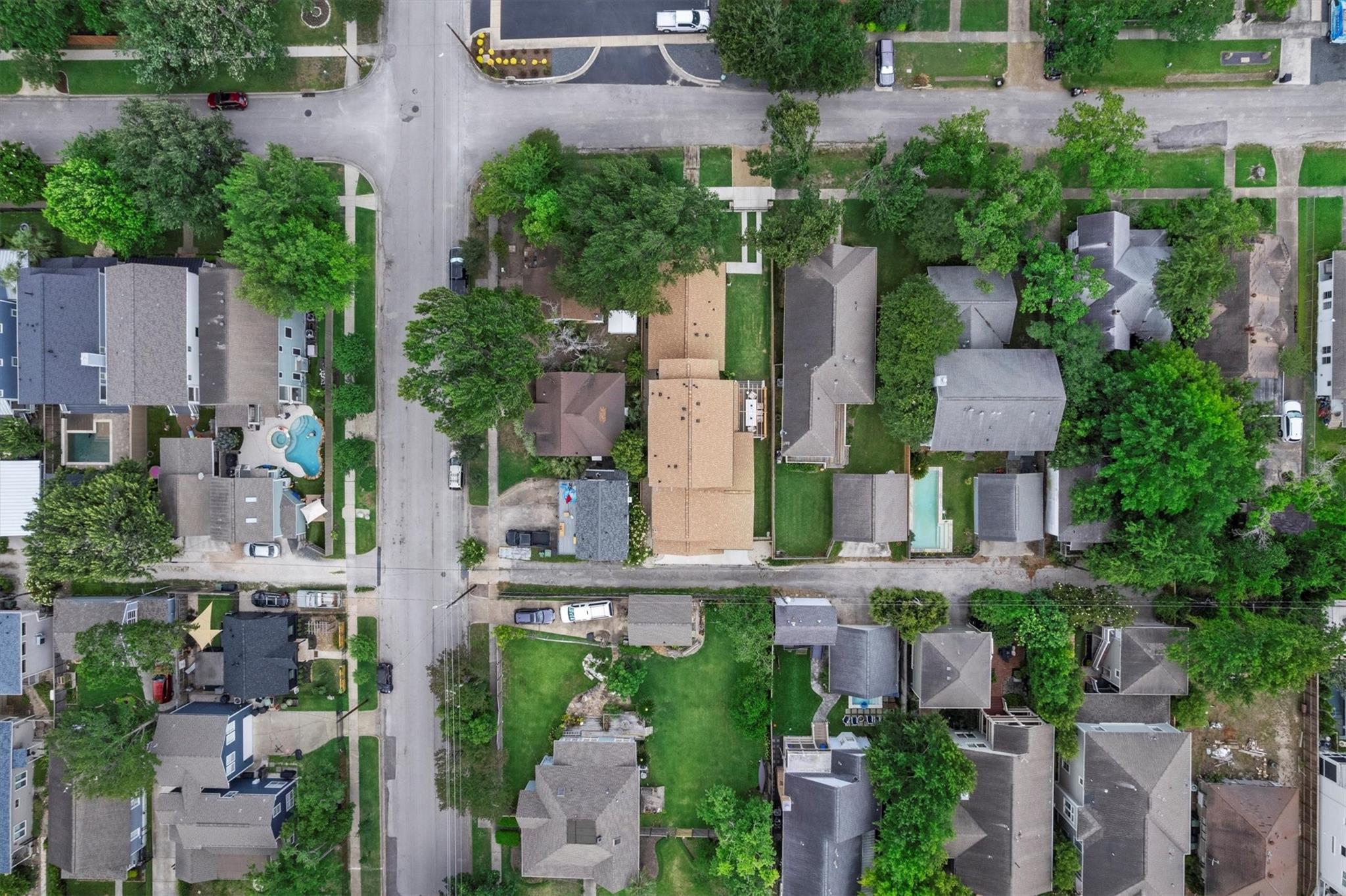 1543 Columbia Street