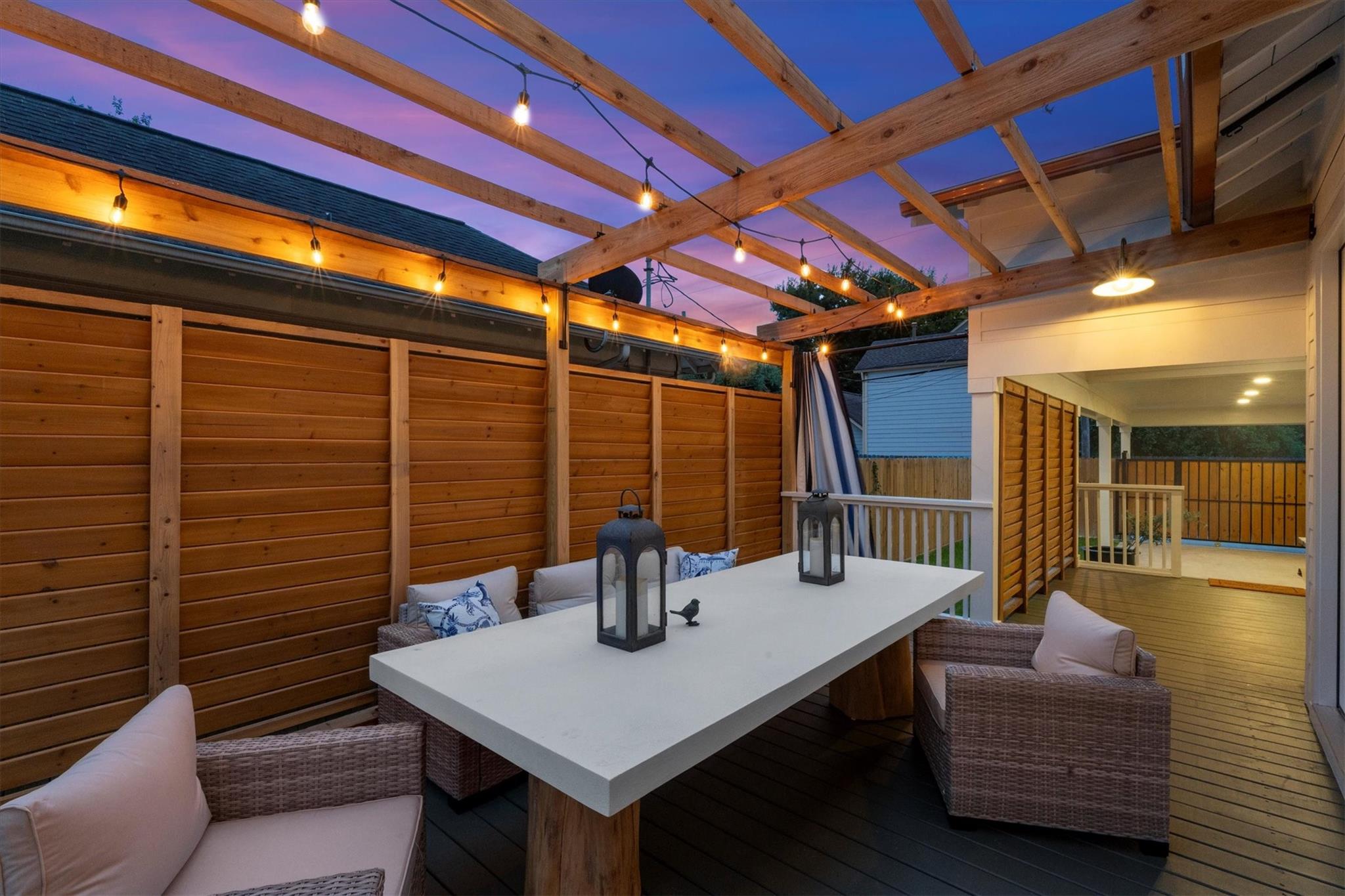 1543 Columbia Street