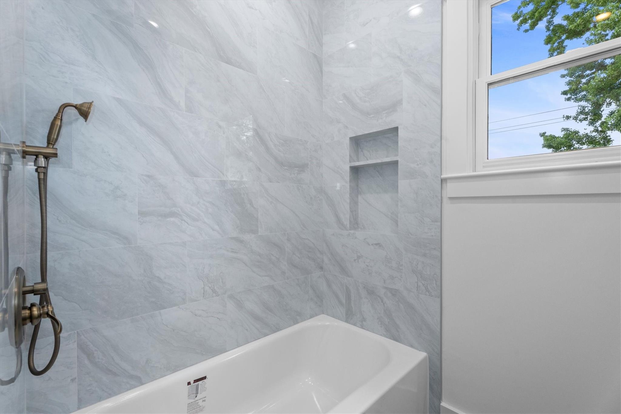 1543 Columbia Street