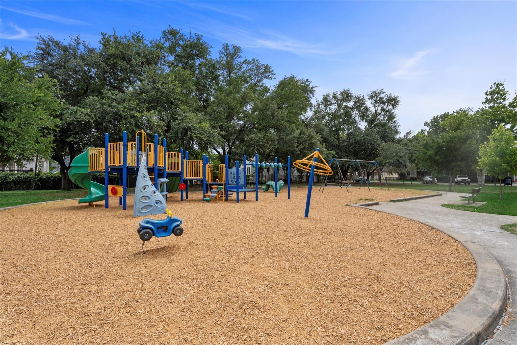 1543 Columbia Street