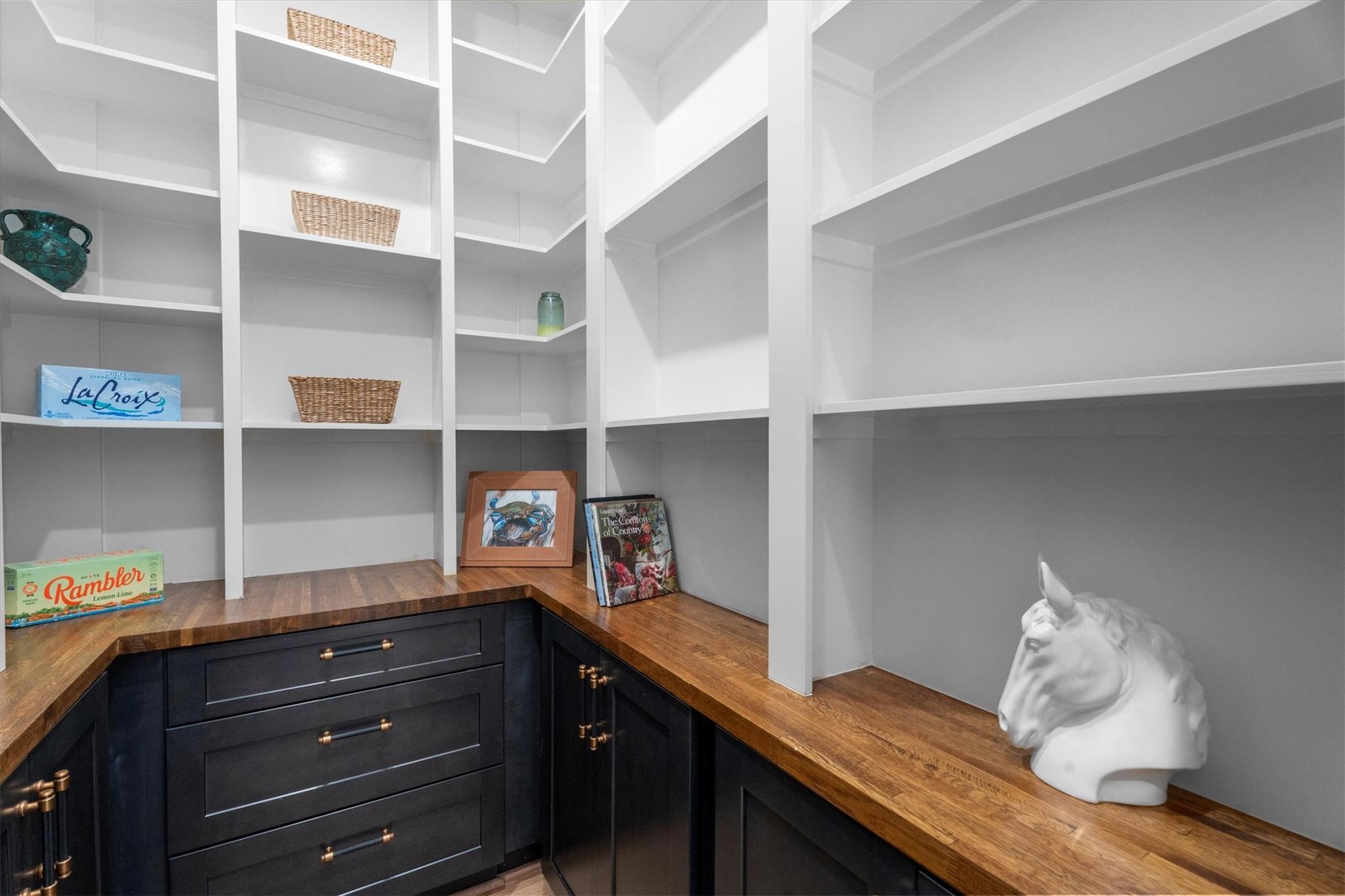 1543 Columbia Street